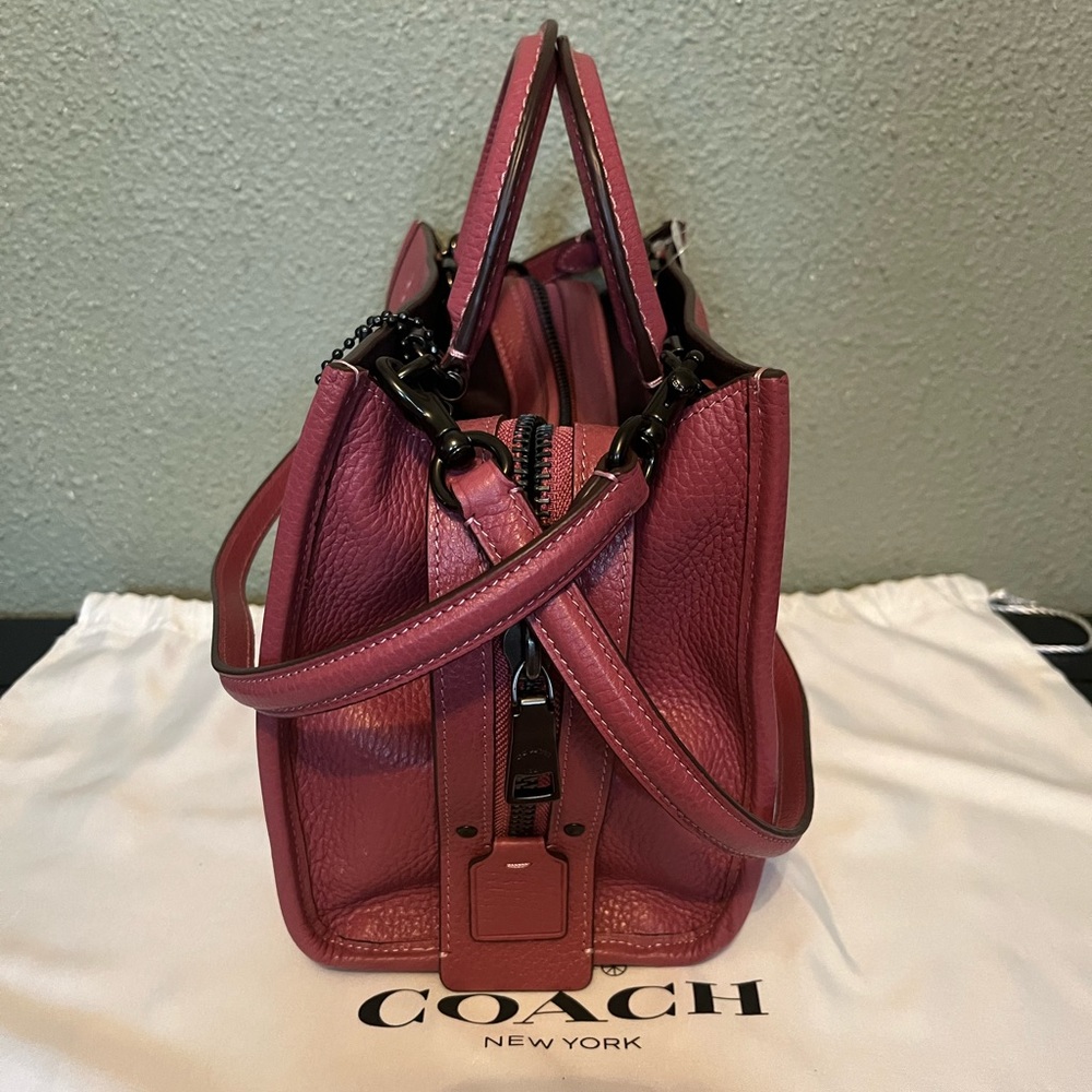 ❌SOLD❌ NWT Limited Edition Coach Rogue 25 - Picture 4 of 12